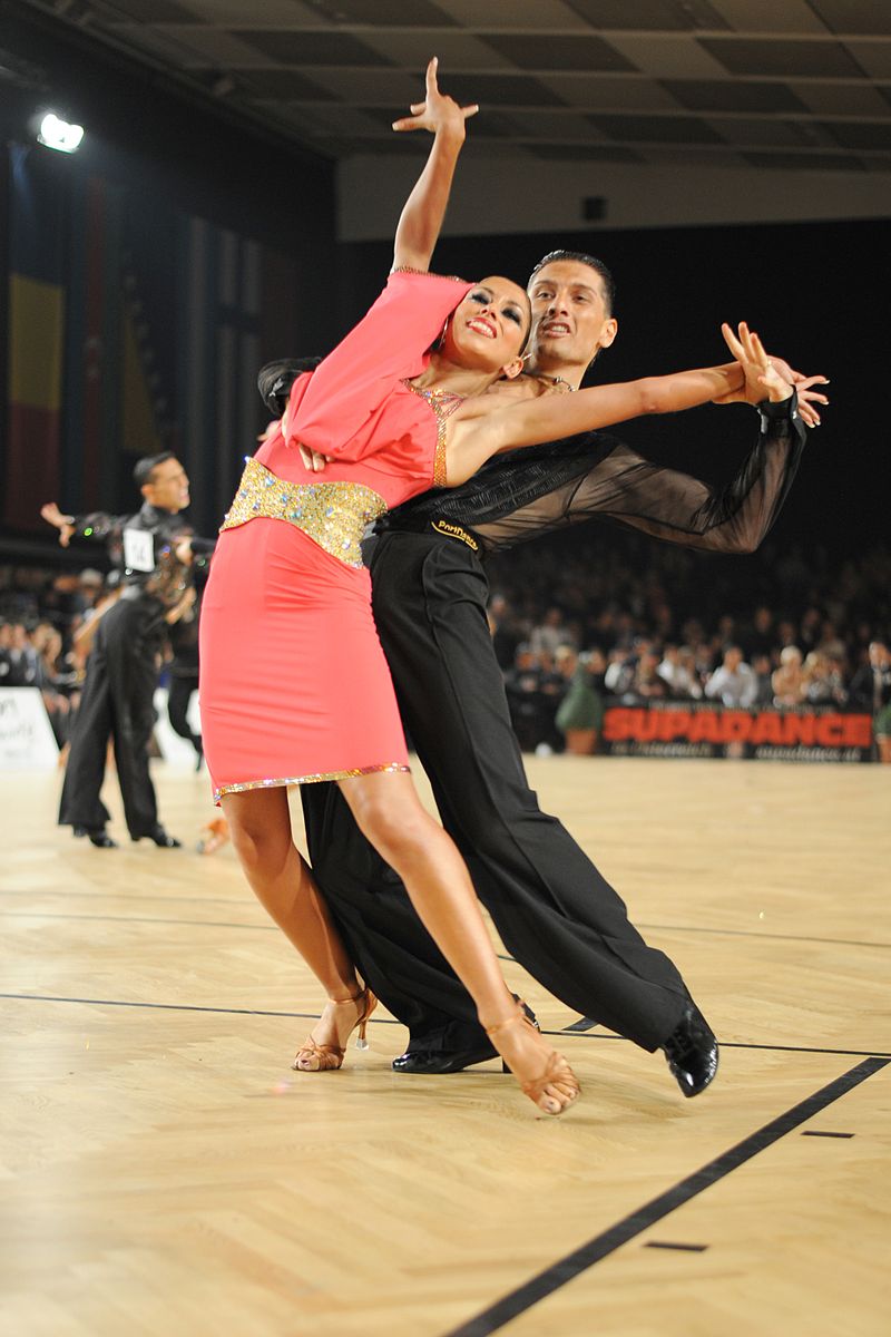 Samba dancers
